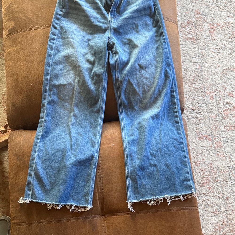Paige  High-Rise Wide Leg cropped Jeans 28